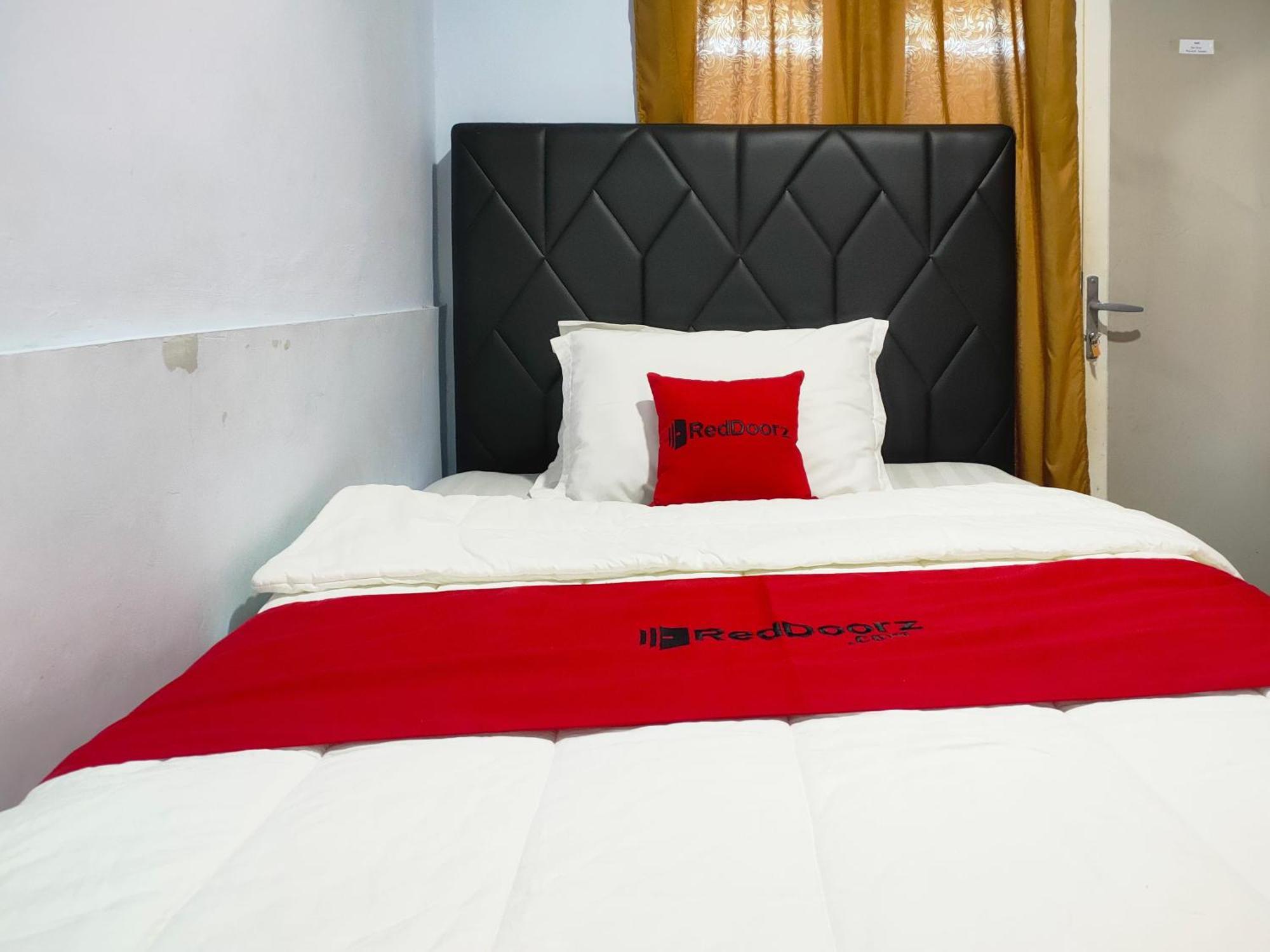 Reddoorz Syariah Near Stasiun Wates Hotel Wates  Exterior foto