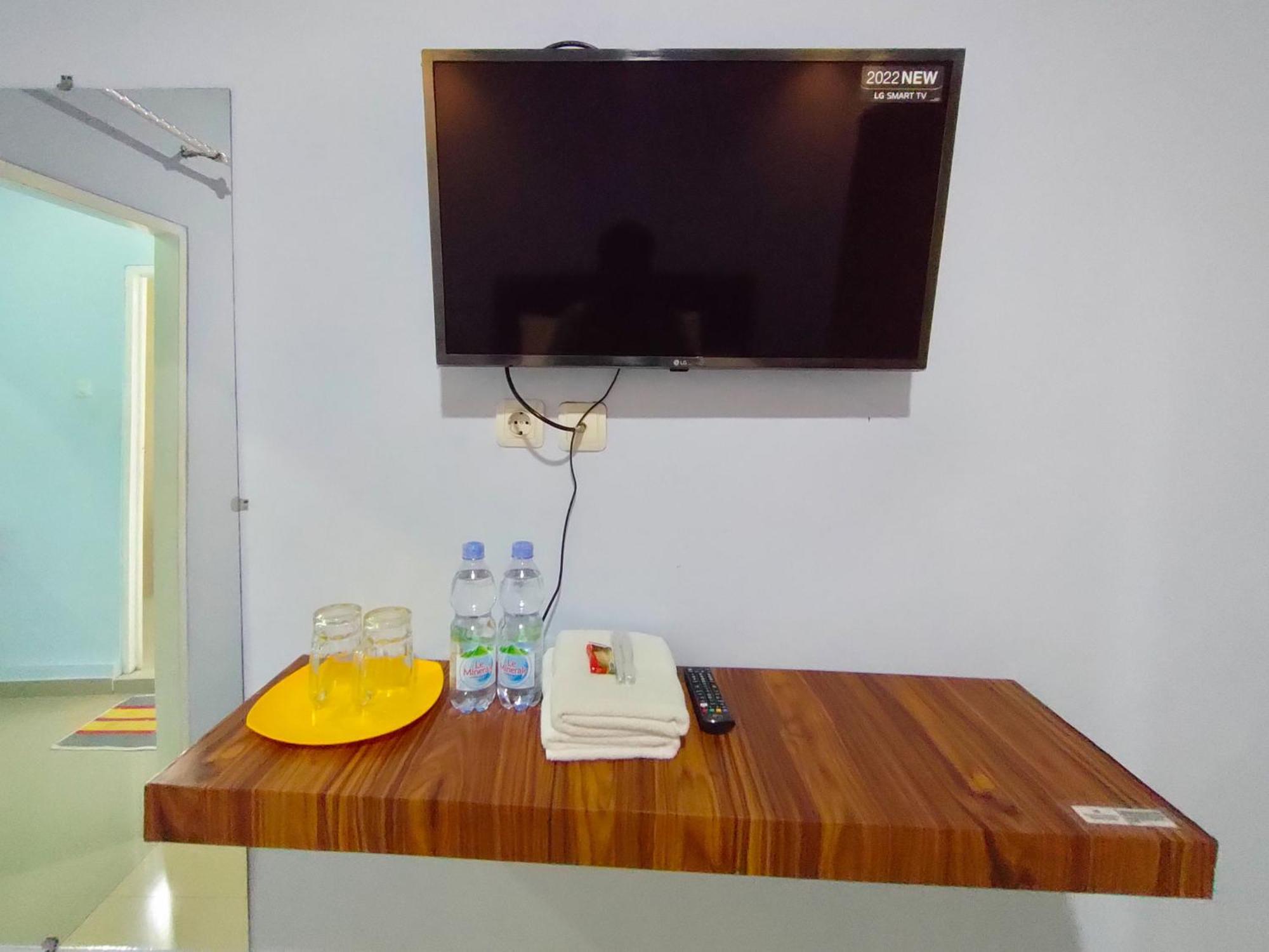 Reddoorz Syariah Near Stasiun Wates Hotel Wates  Exterior foto