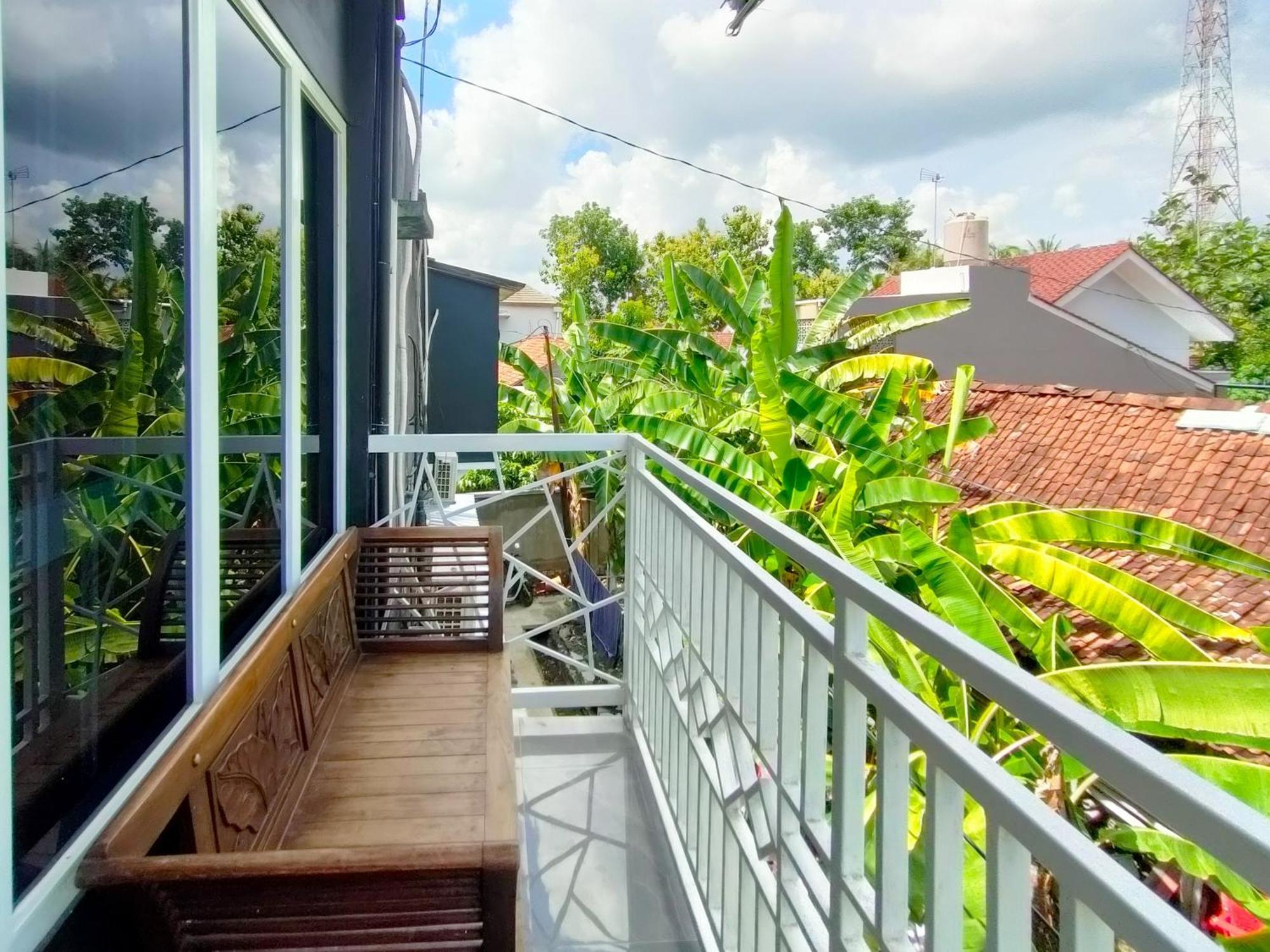 Reddoorz Syariah Near Stasiun Wates Hotel Wates  Exterior foto